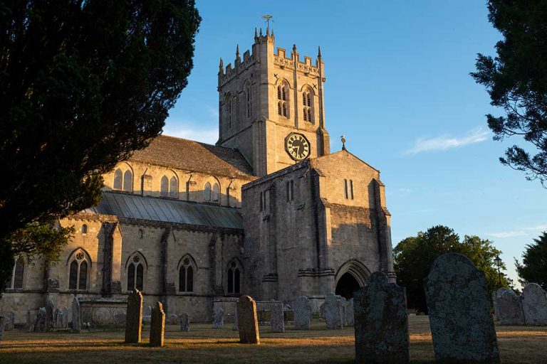 Christchurch Priory Church - Dorset Guide